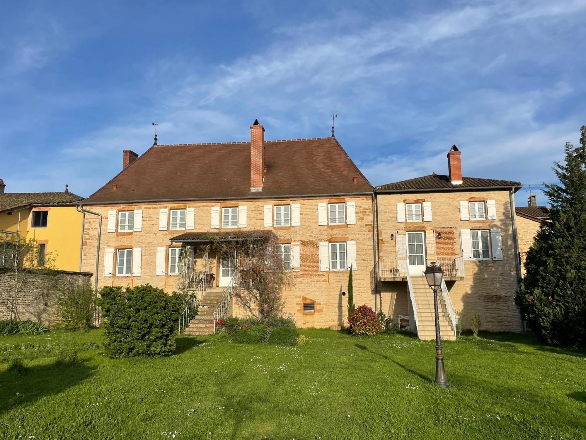 Le Logis D'Aze Bed & Breakfast Exterior photo